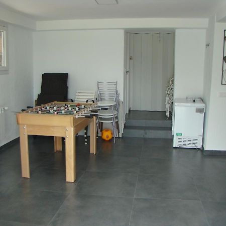 Chalet con piscina y BBQ para 10 personas San Martín de Valdeiglesias Esterno foto