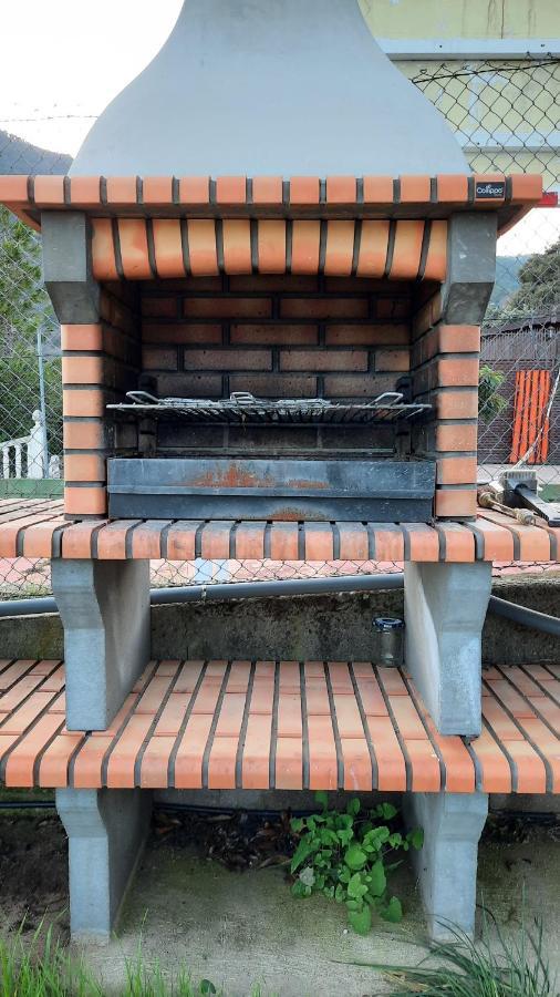 Chalet con piscina y BBQ para 10 personas San Martín de Valdeiglesias Esterno foto